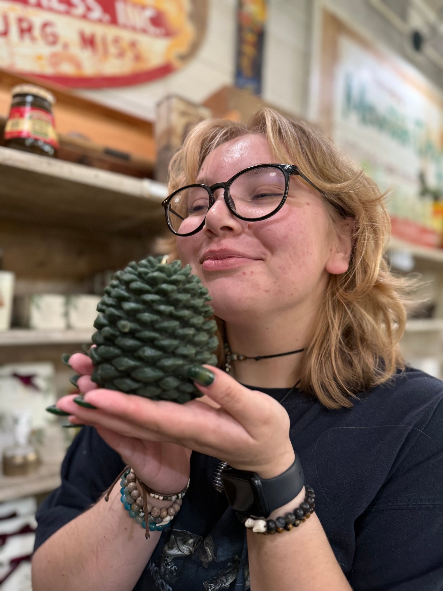 Thymes Frasier Fir Pinecone Candle